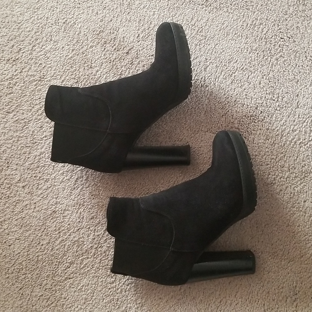 Vince Camuto Ankle Boots - Black